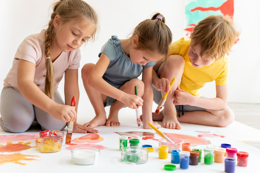 kids painting