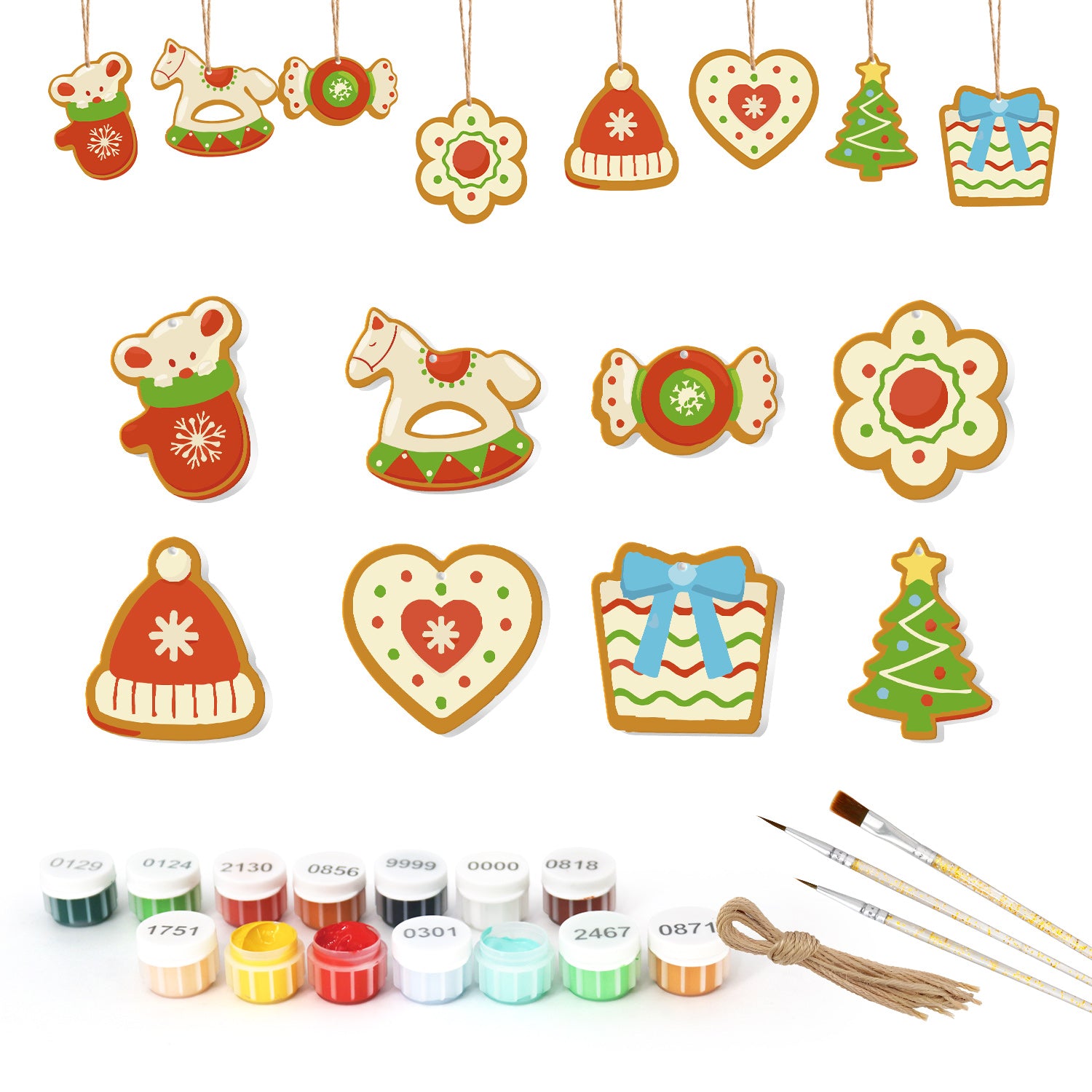 Set weihnachtlicher Holzornamente mit Farbzubehör auf weißem Hintergrund