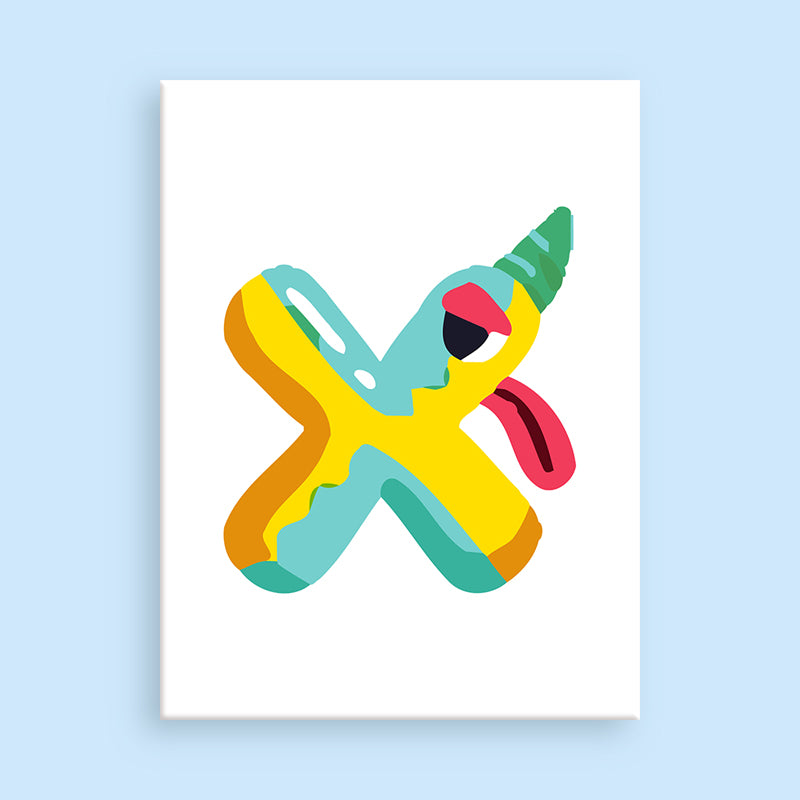 Dessin abstrait coloré d'une lettre « X » sur fond bleu clair