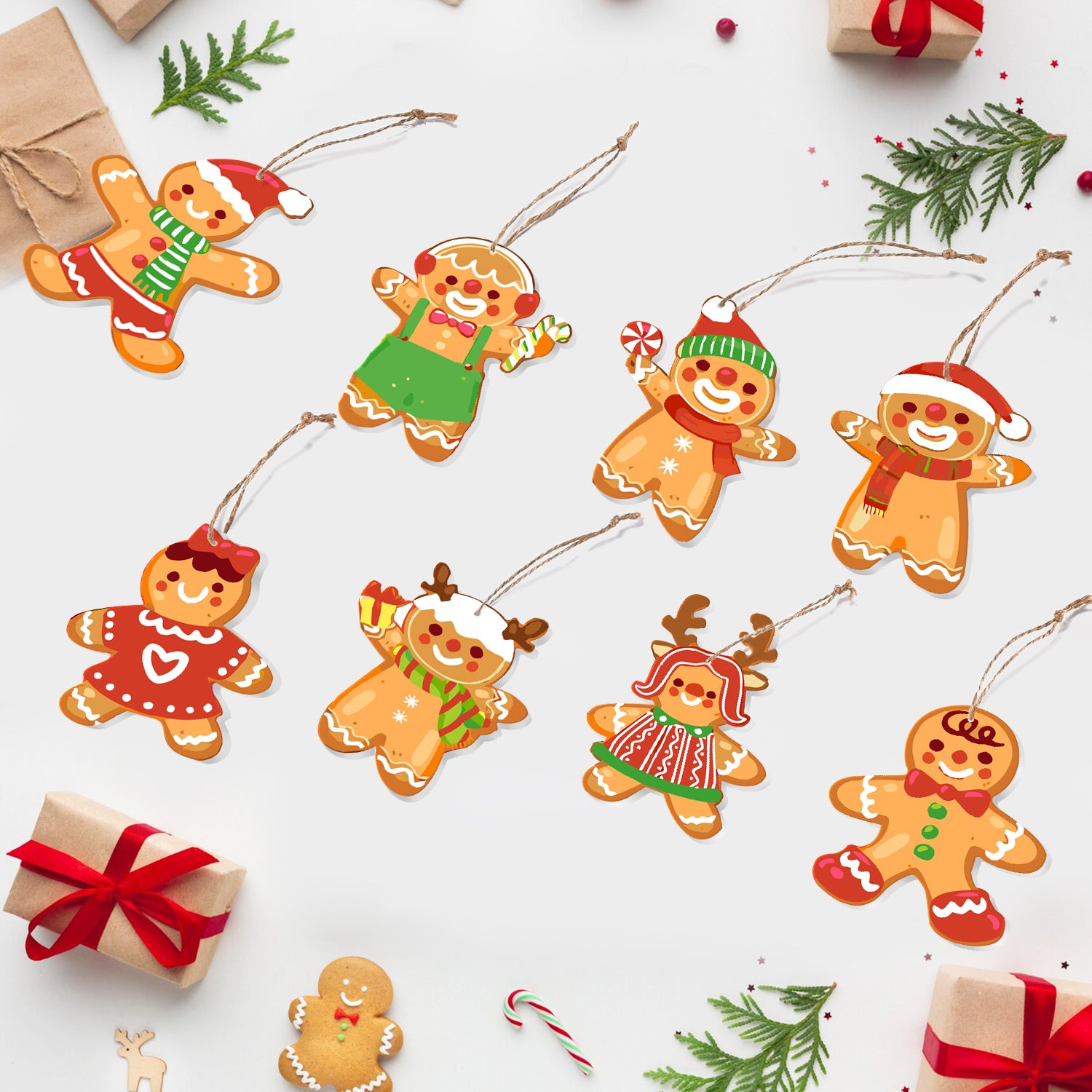 Dekorative Lebkuchenornamente auf weißem Hintergrund mit weihnachtlichen Elementen.
