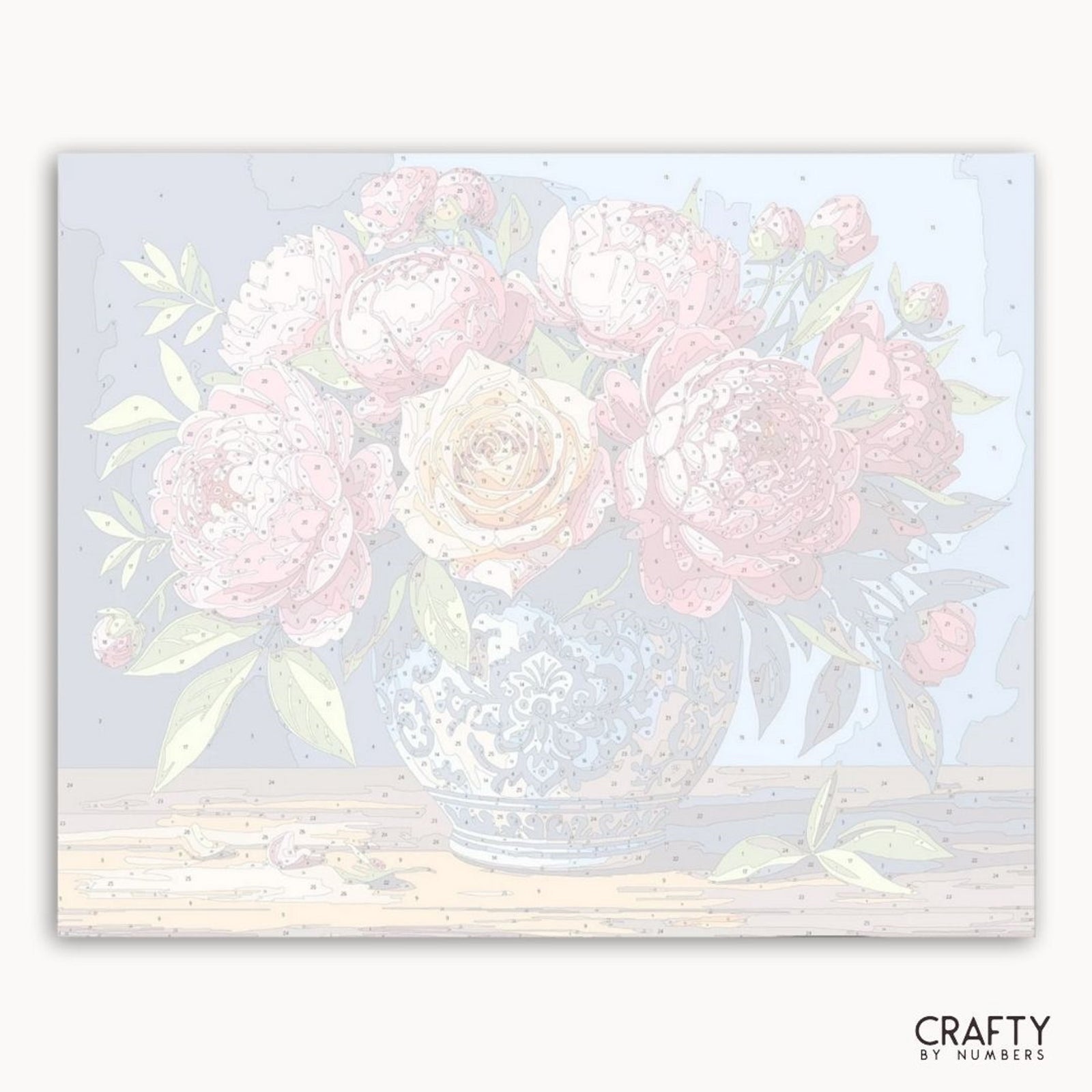 Blumendesign mit rosa Blumen in einer klaren Vase auf hellblauem Hintergrund, mit der Aufschrift „Crafty by Numbers“.