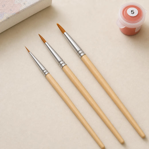 Fine detail brushes
