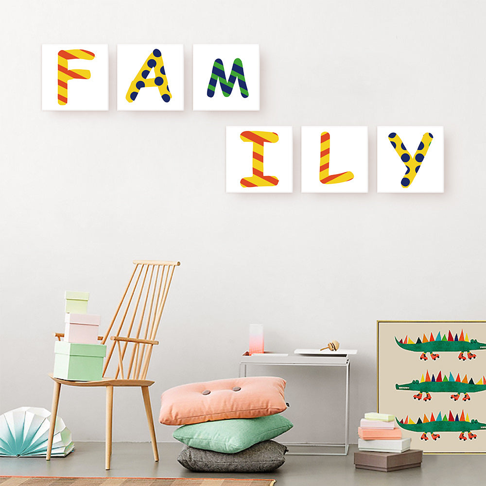 peindre par numéros peinture de famille où chaque lettre est séparée.