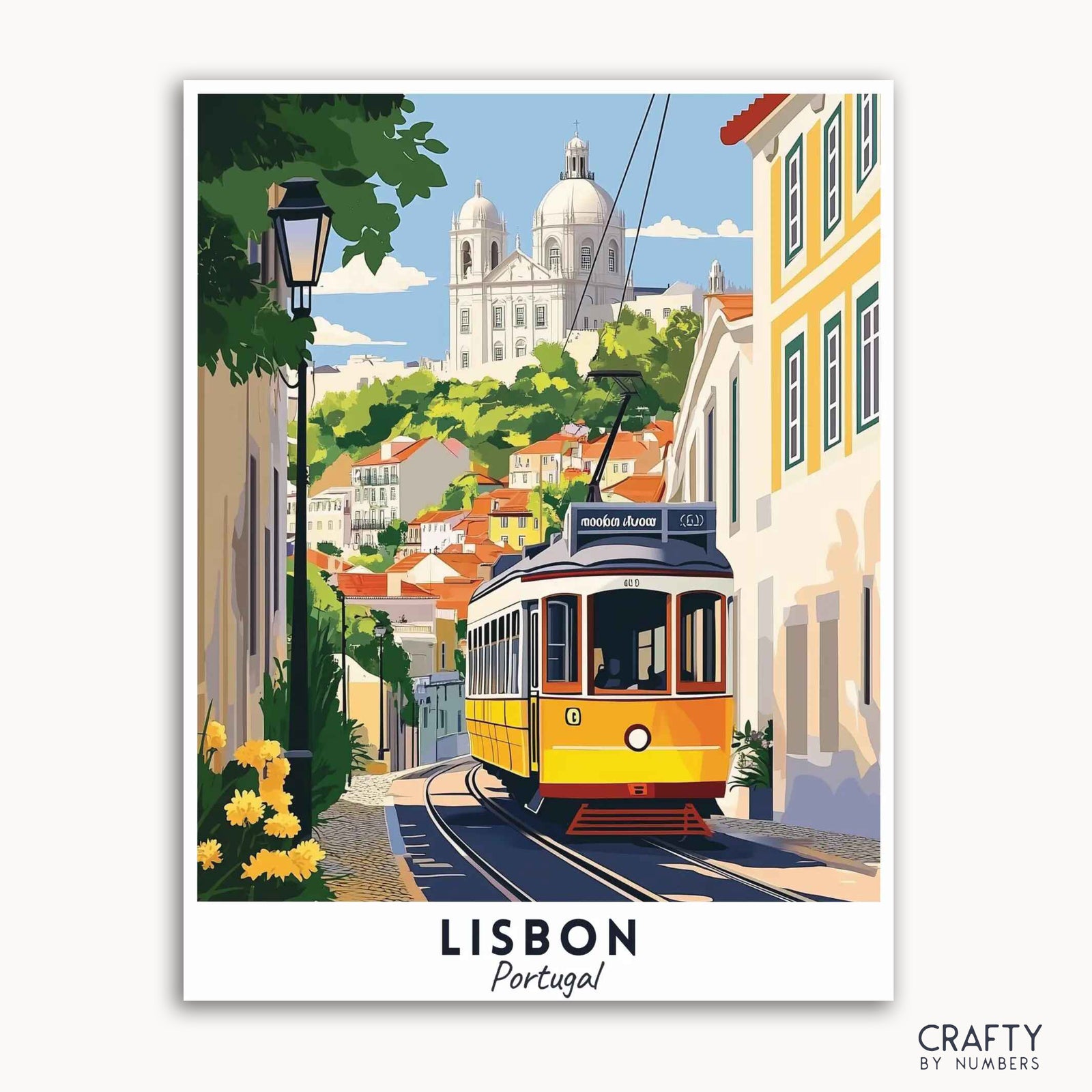 Ein Reiseplakat, das eine lebendige Szene aus Lissabon, Portugal, mit einer gelben Straßenbahn, farbenfrohen Gebäuden und dem Nationalen Pantheon im Hintergrund zeigt.