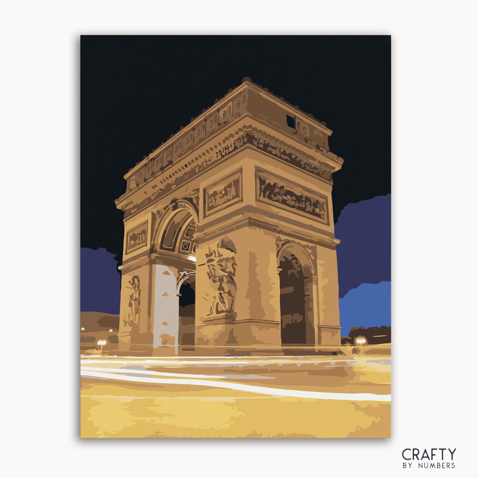 Ein Malen-nach-Zahlen-Set mit einer Nachtansicht des Arc de Triomphe, mit der Option, die Leinwand zu rahmen oder nicht.